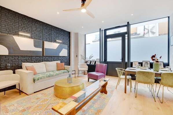 Apartment | Living room