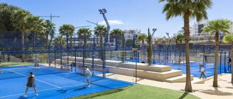 Terrain de sport
