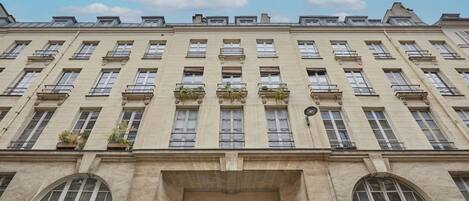 Apartment | Exterior