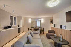 Apartment | Living area