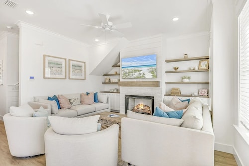 Newly Built • Pool Access + Golf Cart Walk to Beach | 30A Ocean Pearl
