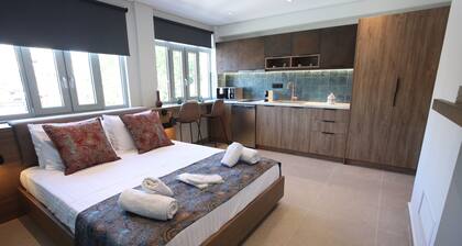 IPELHOME AVISSINIAS BOUTIQUE APARTMENTS