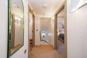 Strykejern/-brett, reiseseng for barn, wi-fi (inkludert) og sengetøy