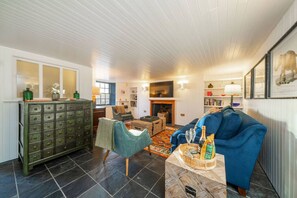 TV - Barometer Cottage (Broughty Ferry, Dundee)