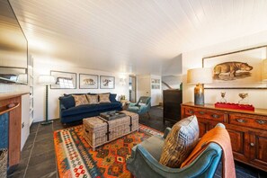 Interior - Barometer Cottage (Broughty Ferry, Dundee)