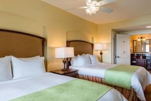 4 bedrooms, iron/ironing board, Internet, bed sheets