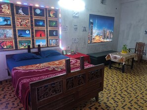 Deluxe Double Room | Desk, laptop workspace, free WiFi - Kalzug (Katihar)