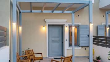 Apartamento standard, vista para a cidade | 3 quartos, quartos à prova de som, ferros/tábuas de passar roupa