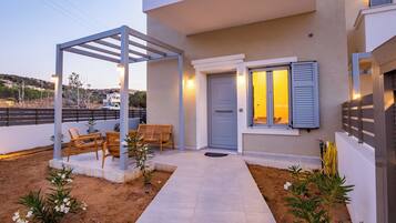 Superior Apartment, City View | 3 bedrooms, soundproofing, iron/ironing board, free WiFi