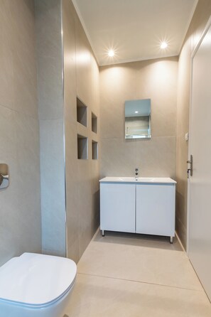 Bathroom - Onyro Villas (Karpathos)