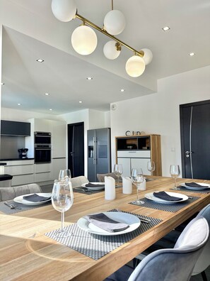 Dining - Villa Porto-Vecchio with swimming pool 8 persons (Lecci)