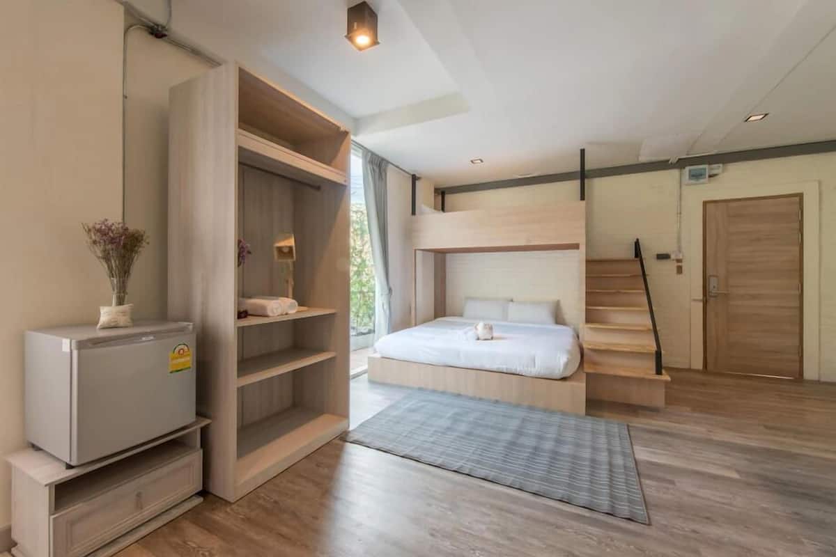 Blackout drapes, iron/ironing board, free WiFi, bed sheets
