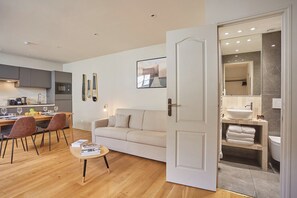 Apartment | Living area