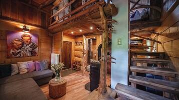 Chalet, 1 Bedroom | Living room