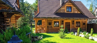 เมาน์เทนเชลเตอร์ ซาโคพาเน