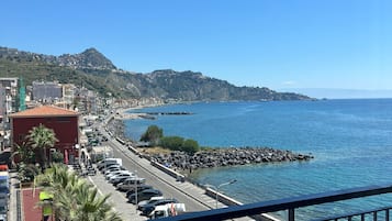 Superior Apartment, Balcony, Partial Sea View
