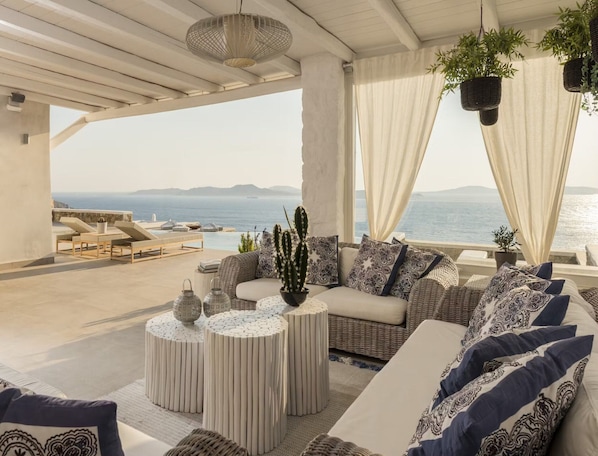 Villa | Balcony - Villa With Views to Delos Island (Zagora-Mouresi)