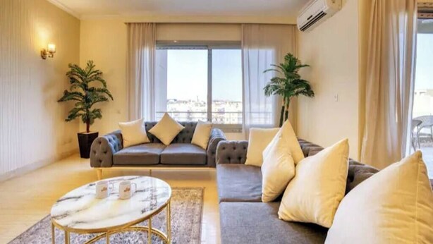 TV - The Suite, Palm Hills - VG631, Residential Suites near AUC by ELEGANT (New Cairo City)