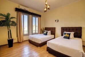 2 habitaciones, tabla de planchar con plancha y wifi 
