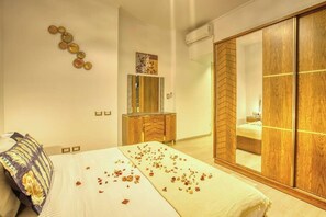 2 室のベッドルーム、アイロン / アイロン台、WiFi