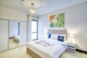 3 bedrooms, iron/ironing board, WiFi - The Lofts across AUC - B127, LOFTS BY ELEGANT - WITH POOL (New Cairo City)