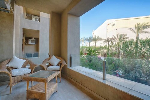 The Suite, Palm Hills - V1811, Residential Suites near AUC by ELEGANT