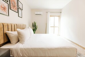 Iron/ironing board, WiFi - Garden Residence near CFC Mall - 11, Garden Residence near CFC (New Cairo City)