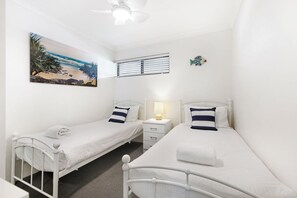 2 bedrooms, WiFi, bed sheets