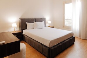 4 Schlafzimmer, Bügeleisen/Bügelbrett, WLAN, Bettwäsche