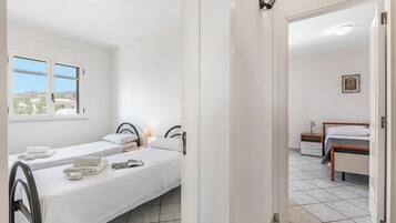 Standard Apartment, Multiple Bedrooms (Porto Relax Apartment 2 With Sea View) | 2 bedrooms, free WiFi, bed sheets