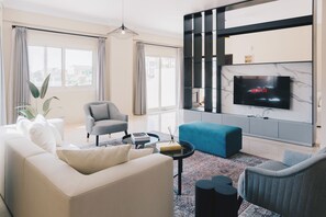 TV - VIDA in Yasmeen - V102, VIDA Garden View Apartment (New Cairo City)