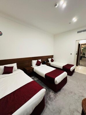 In-room safe, blackout drapes, free WiFi - Al Asoul Almasyia Hotel (Makkah)