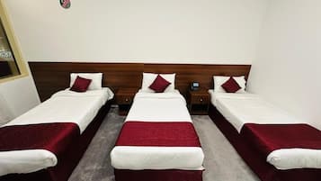 In-room safe, blackout curtains, free WiFi