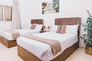 2 bedrooms, iron/ironing board, WiFi - VIOLA Near Waterway - 02, VIOLA New Studio - Ground Floor (New Cairo City)
