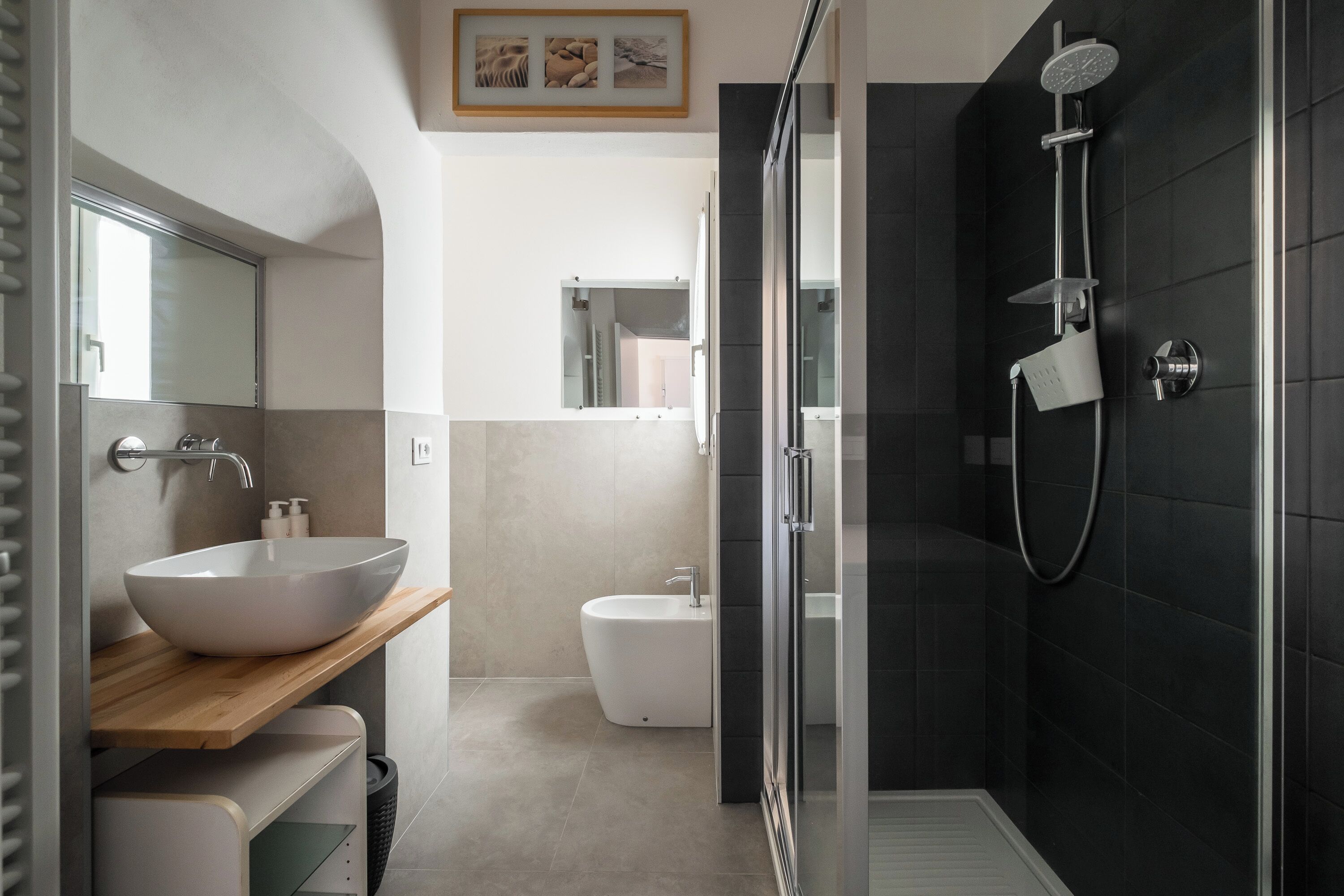 Departamento básico | Baño | Regadera y bidet 
