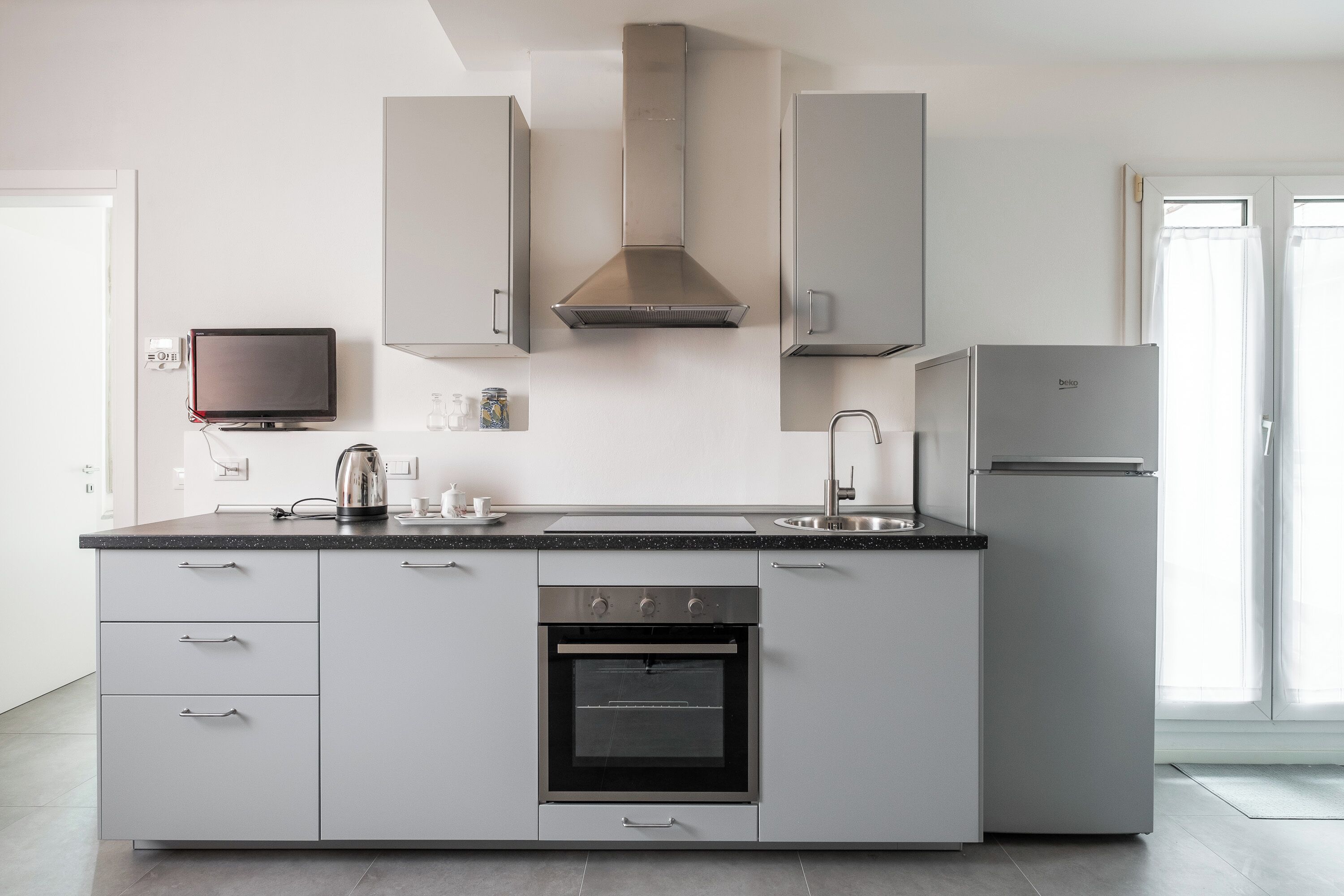 Apartemen Comfort | Dapur pribadi | Ketel listrik