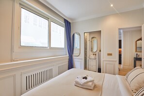 Apartamento | 2 quartos, ferros/tábuas de passar roupa, roupa de cama