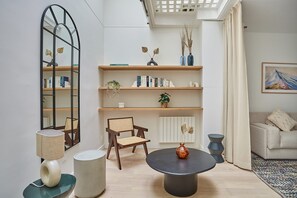 Apartment | Living area