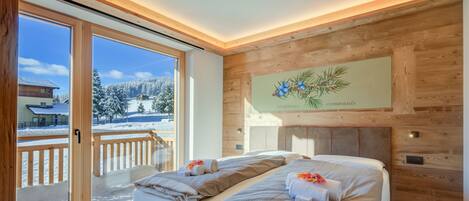 Family Apartment, Multiple Bedrooms, 2 Bathrooms (New Ginepro Ski 10 m)