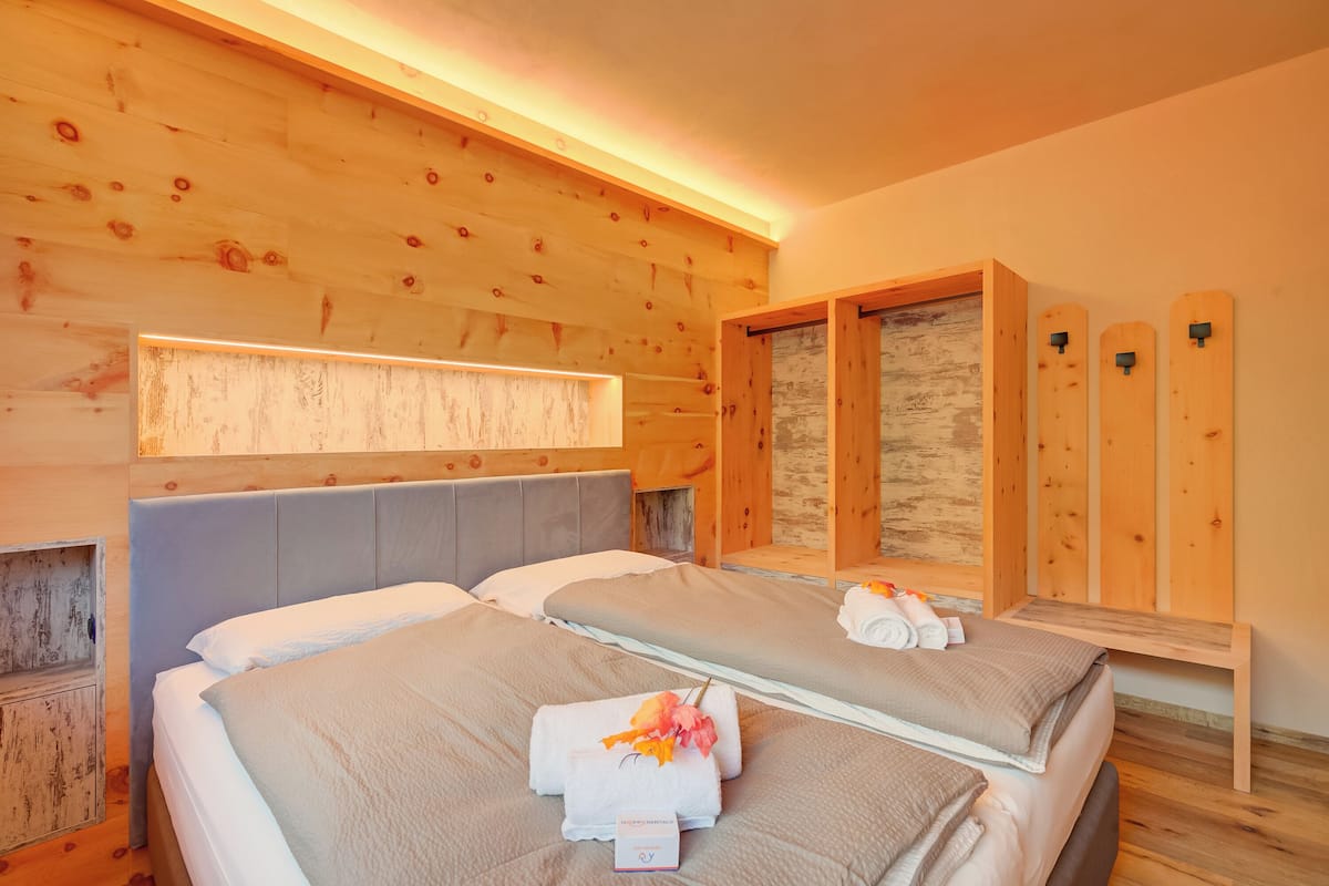 2 habitaciones, wifi gratis y ropa de cama