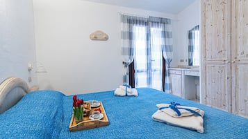 1 habitación, espacio para trabajar con laptop y wifi gratis