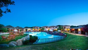 Lejlighed | Pool | Udendørs pool
