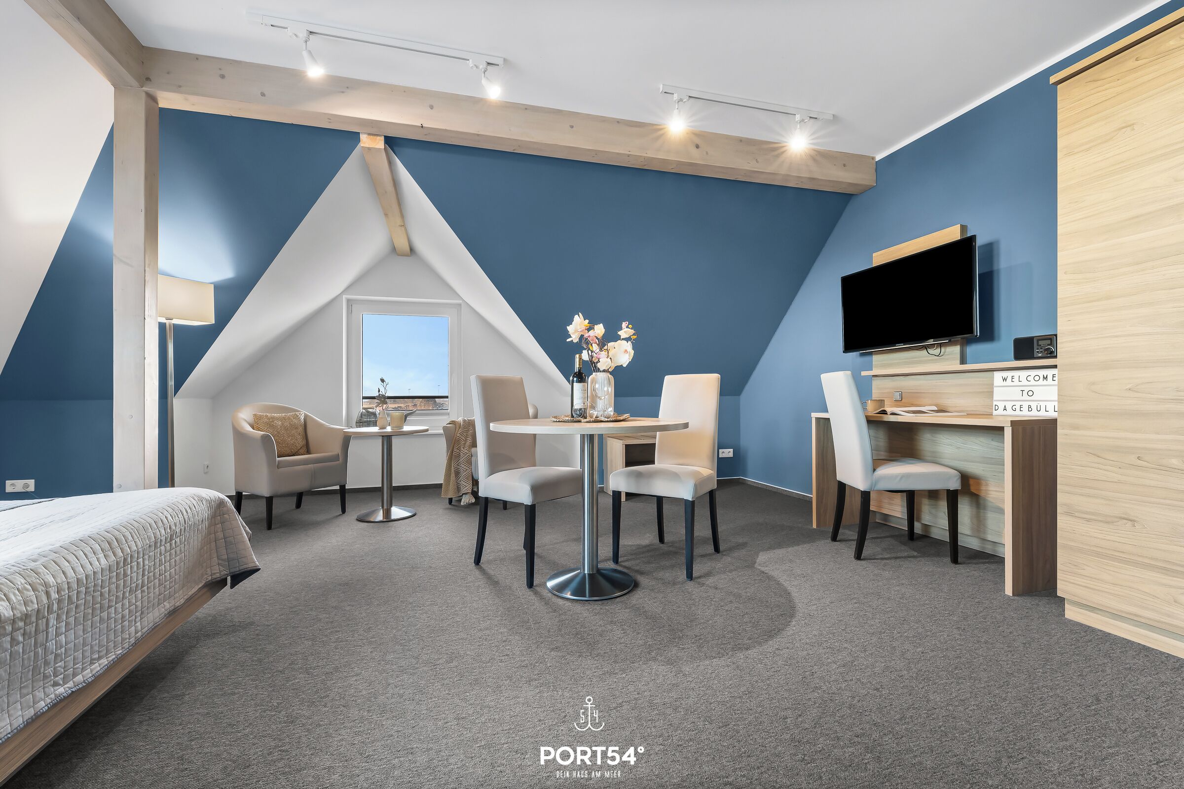 Schreibtisch, Bügeleisen/Bügelbrett, Reisekinderbett, kostenloses WLAN