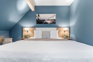 Schreibtisch, Bügeleisen/Bügelbrett, Reisekinderbett, kostenloses WLAN