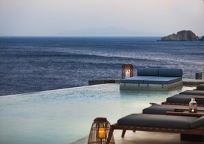Villa | Pool