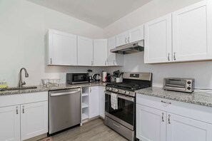 Fridge, microwave, oven, stovetop - localSTR - Rustic Paradise - Steps to Beach! (Atlantic City)