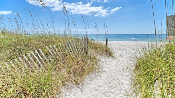 Beach - Villa Chateau! Steps to the Beach! (Panama City Beach)