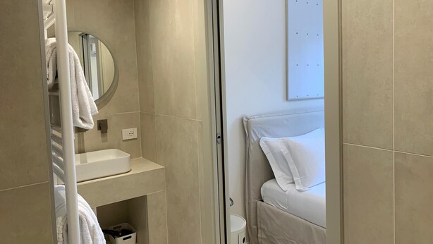 Hair dryer, bidet, towels, soap - Floristeria Apartment (Como)