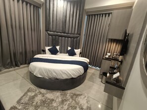 Free WiFi, bed sheets - Goroomgo Asiana Motera Ahmedabad (Ahmedabad)