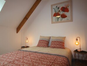 4 bedrooms, free WiFi - Cozy house with enclosed garden, pets allowed in Barneville-Carteret (Barneville-Carteret)